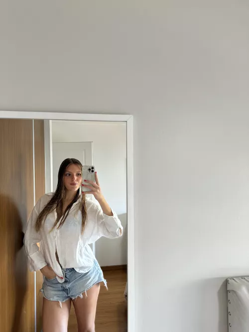 You get 5mins with me. Am I riding or sucking?