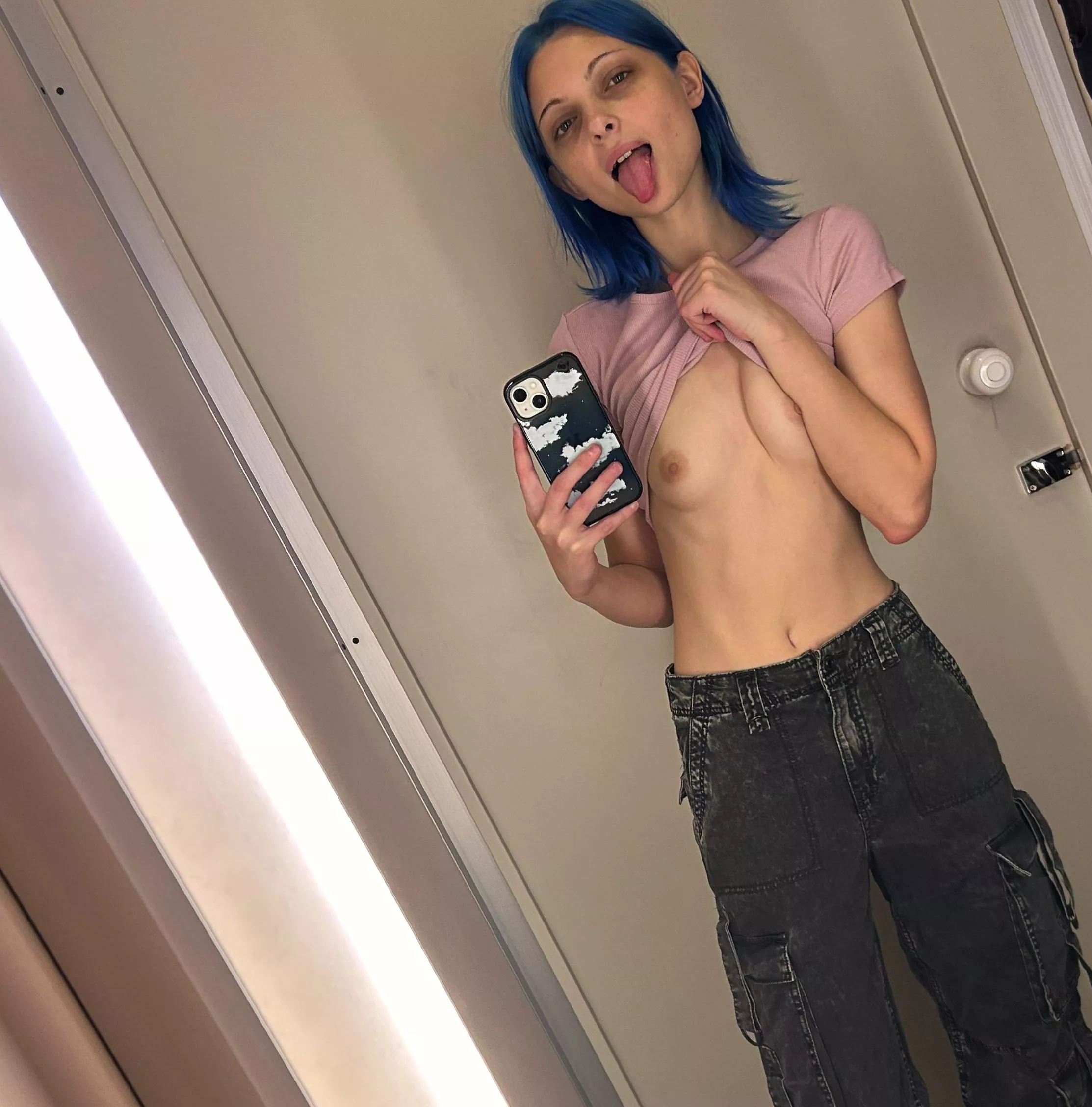 You're single... I'm single... I feel like this is a problem we can solve together