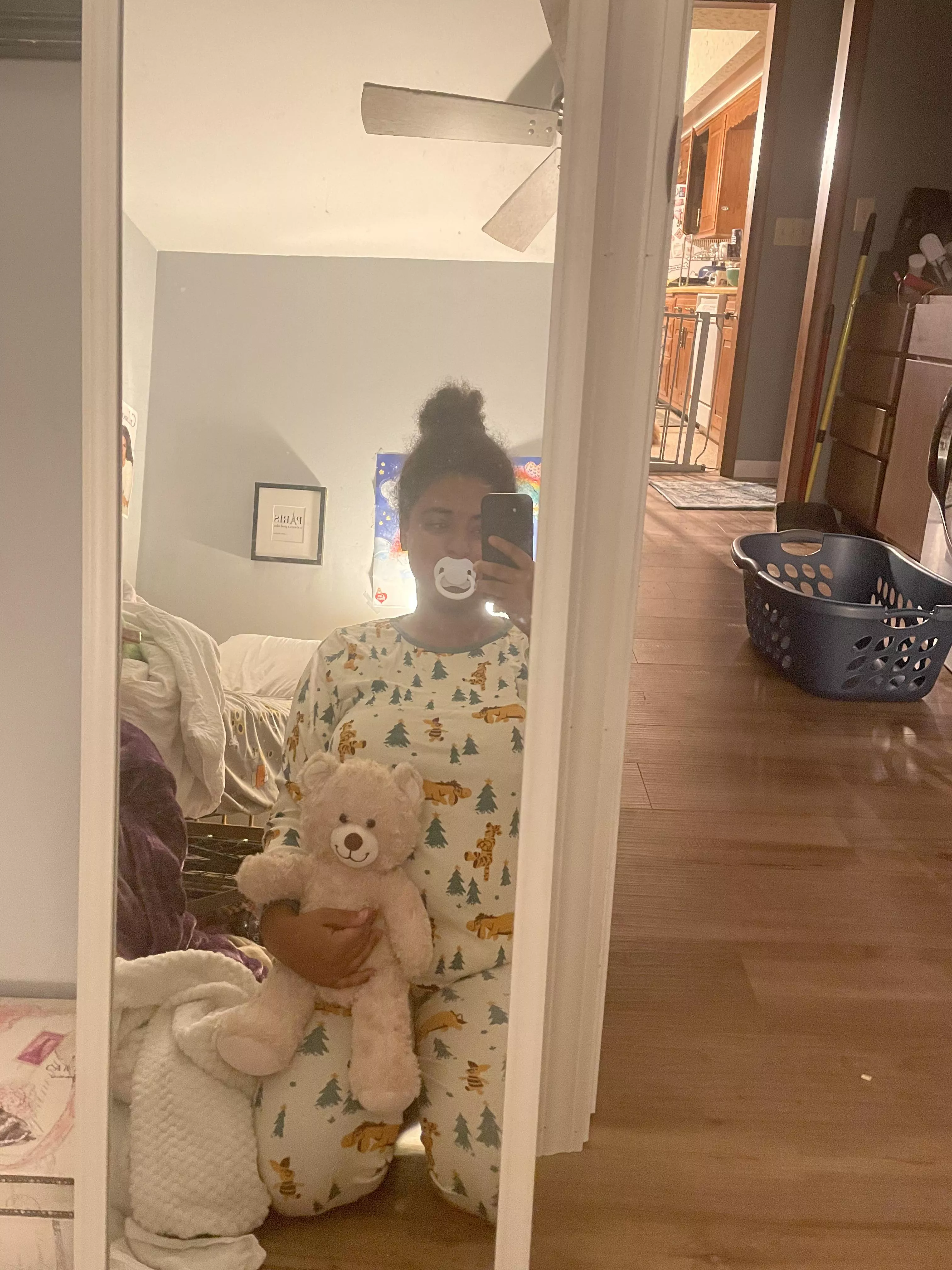 buttercup and i say nite nite 😴🧸🍯