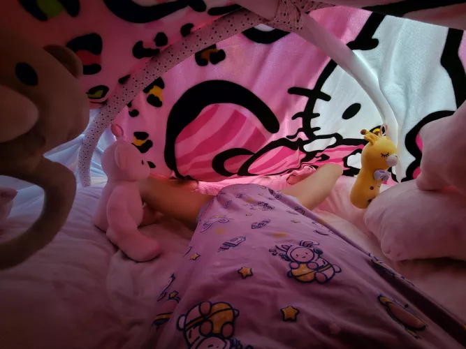 It's rainy outside! But it's nice and dry in my fort.