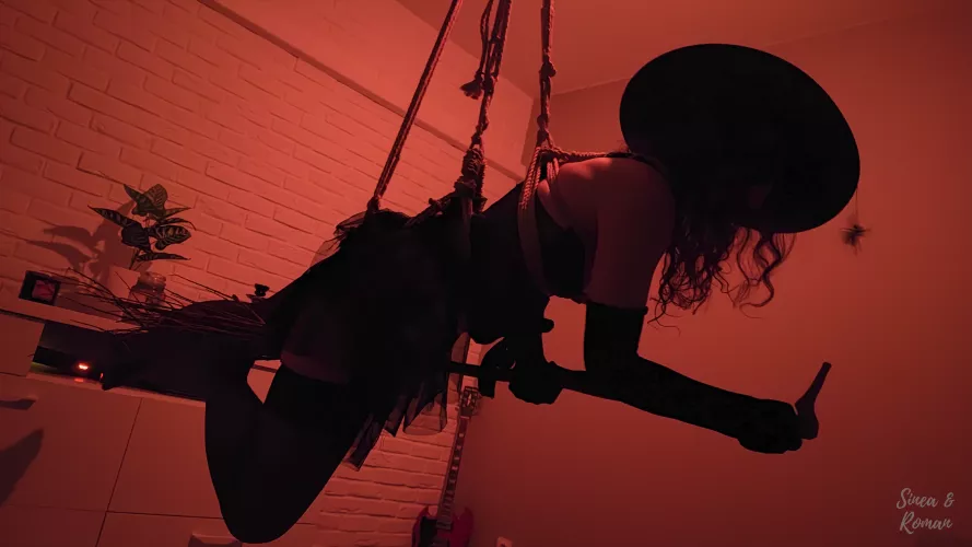 Flying little witch! 🧙‍♀️🪄🔮