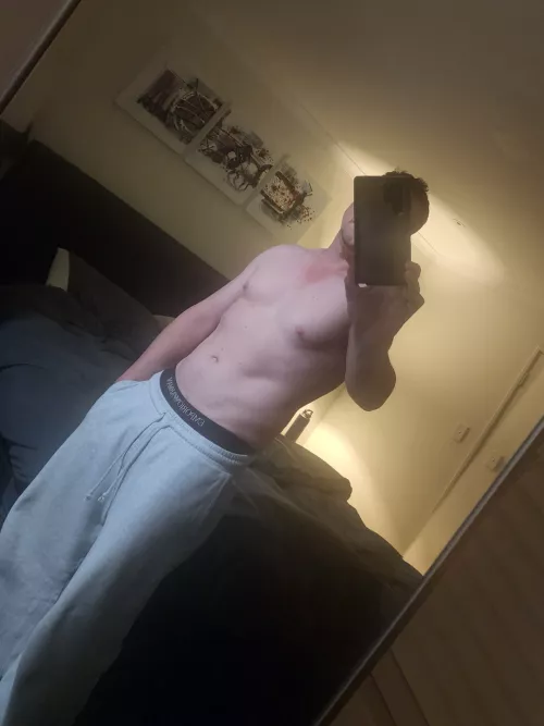 Gay(M)ing all night. 39