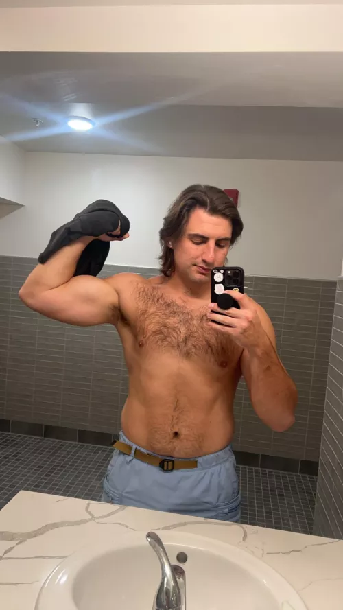 My arms feel as big as they look 