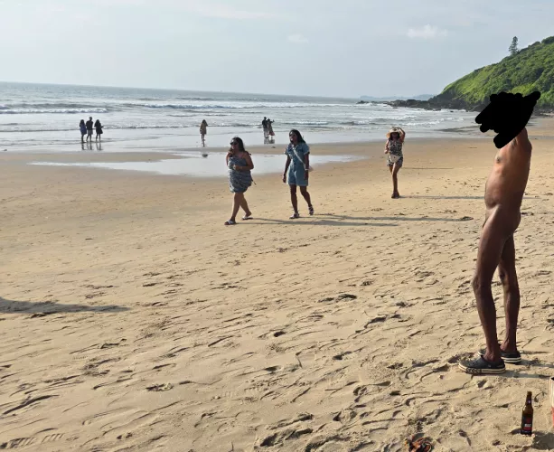 The thrill of being the only one naked on an Indian beach 