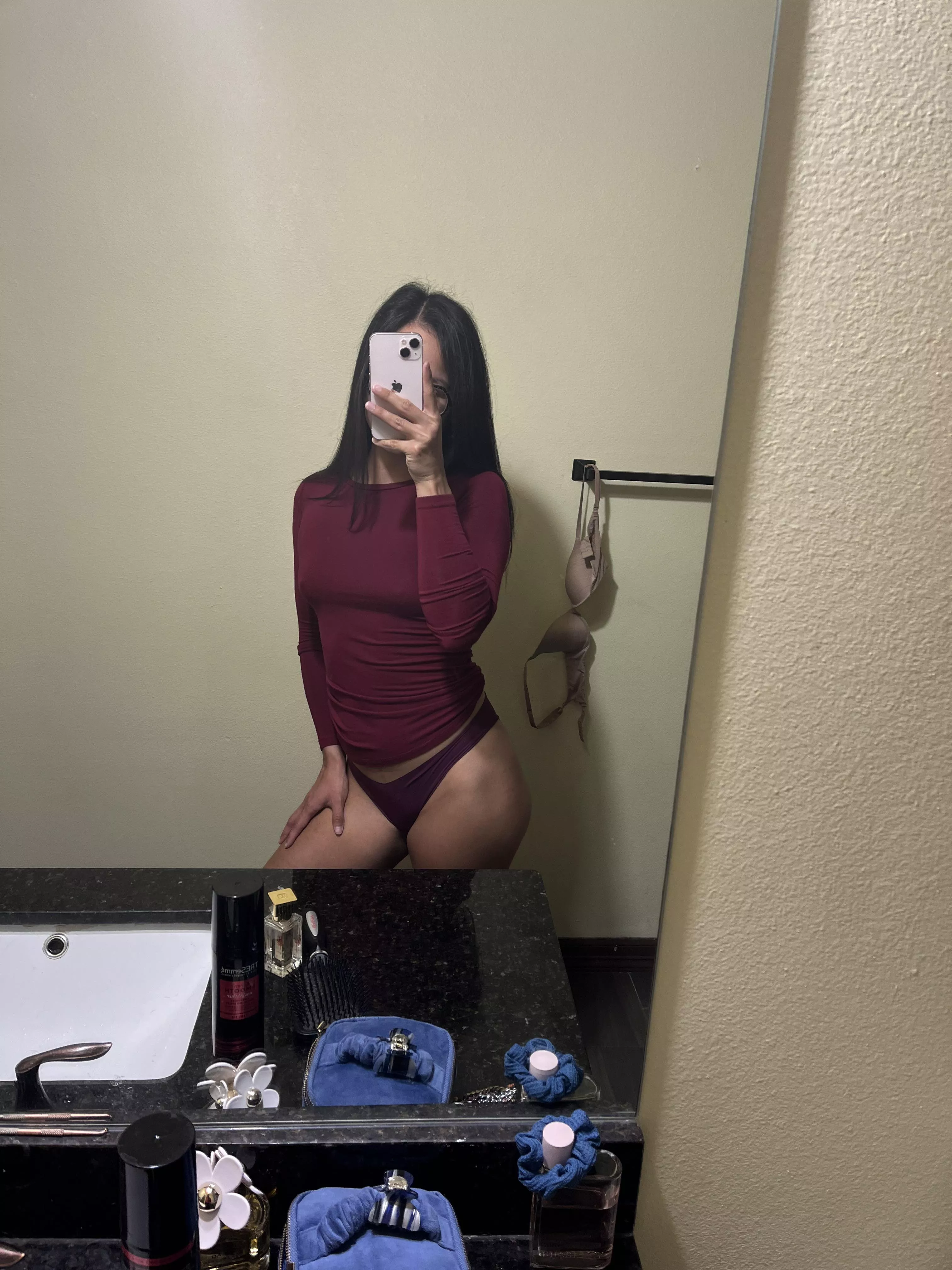 Love This Side Booty Pic