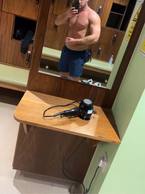 Come see some of the hottest male content on OF. 😈🔥 link in comments sale on now. 🥵😜