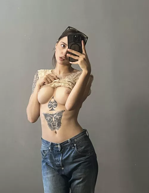 daddy, this is simple titties selfies are so sexy daddy