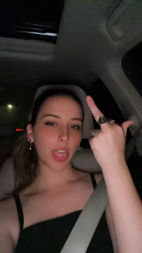 You just love getting the finger so much 🤣