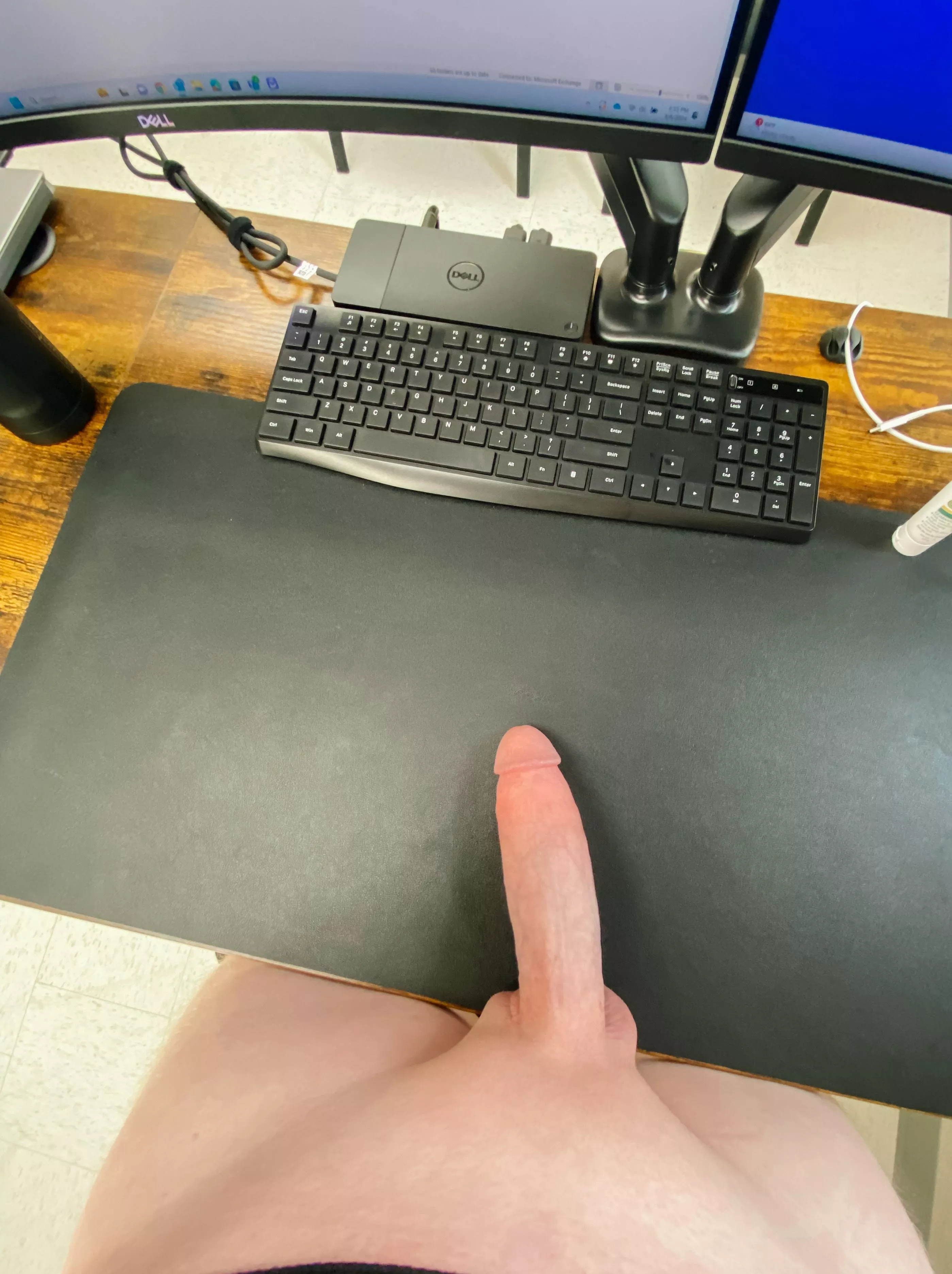 [25] Sometimes things just can’t wait until I get off work😮‍💨