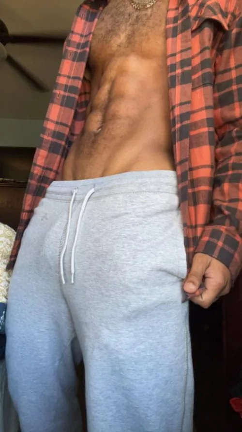 Come put hickies on my v-line