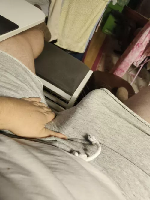 Freeballs all day at home