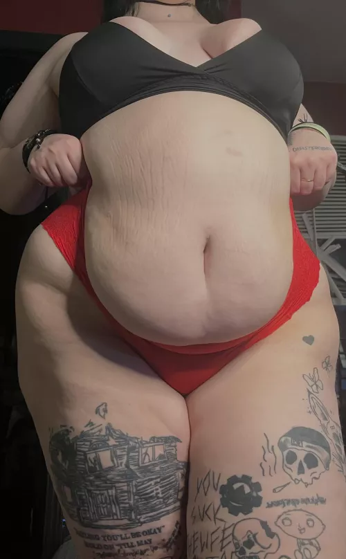 Would you fuck a girl who is almost 300lbs? 