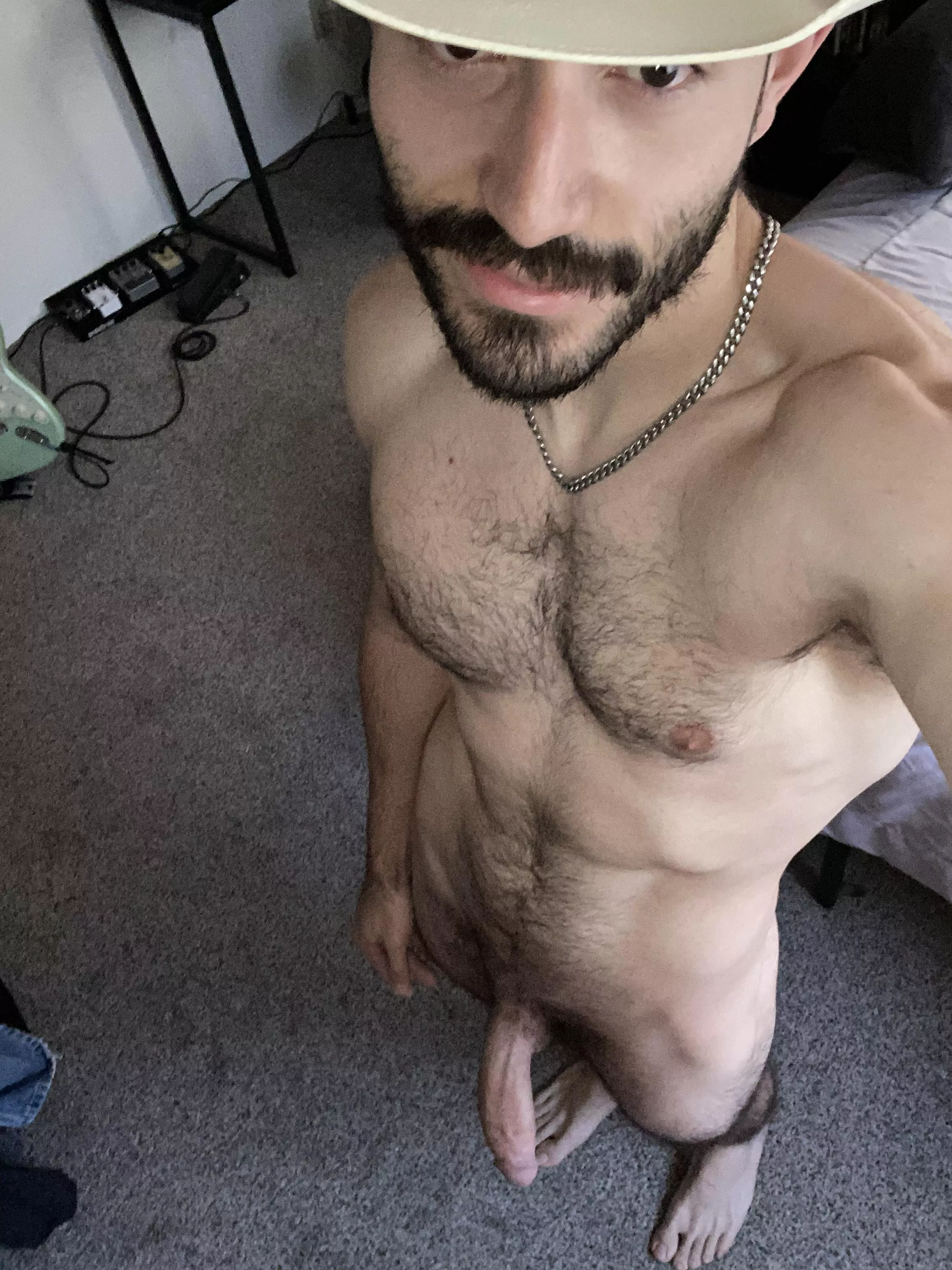 Hope y’all like the beard… and boner