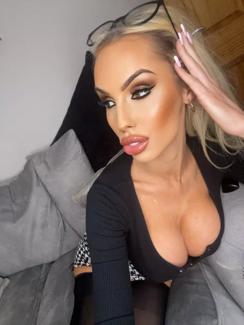 do you like my juicy duck lips?