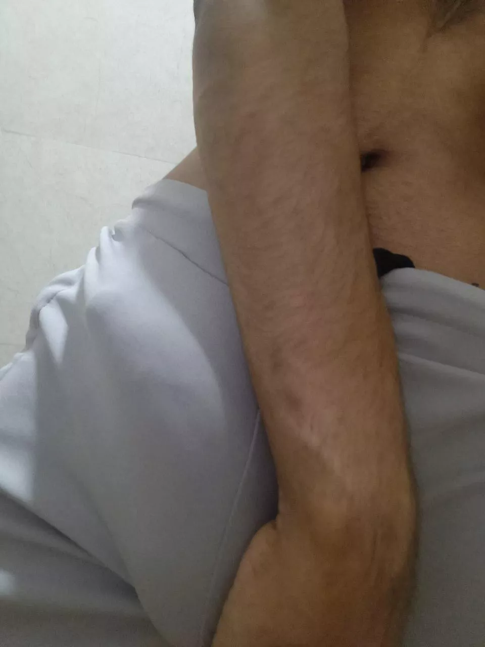 M23 | Visiting Ahemdabad for 2 days. HMU, if interested.