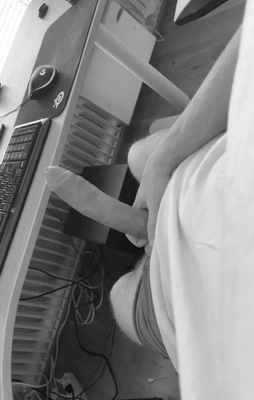 Nogen sulten femboy i Kbh? :)