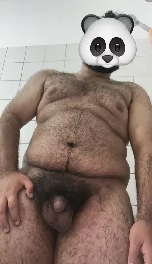 (21) bottom bear in need of a confidence boost, any man finds my body attractive in any way?