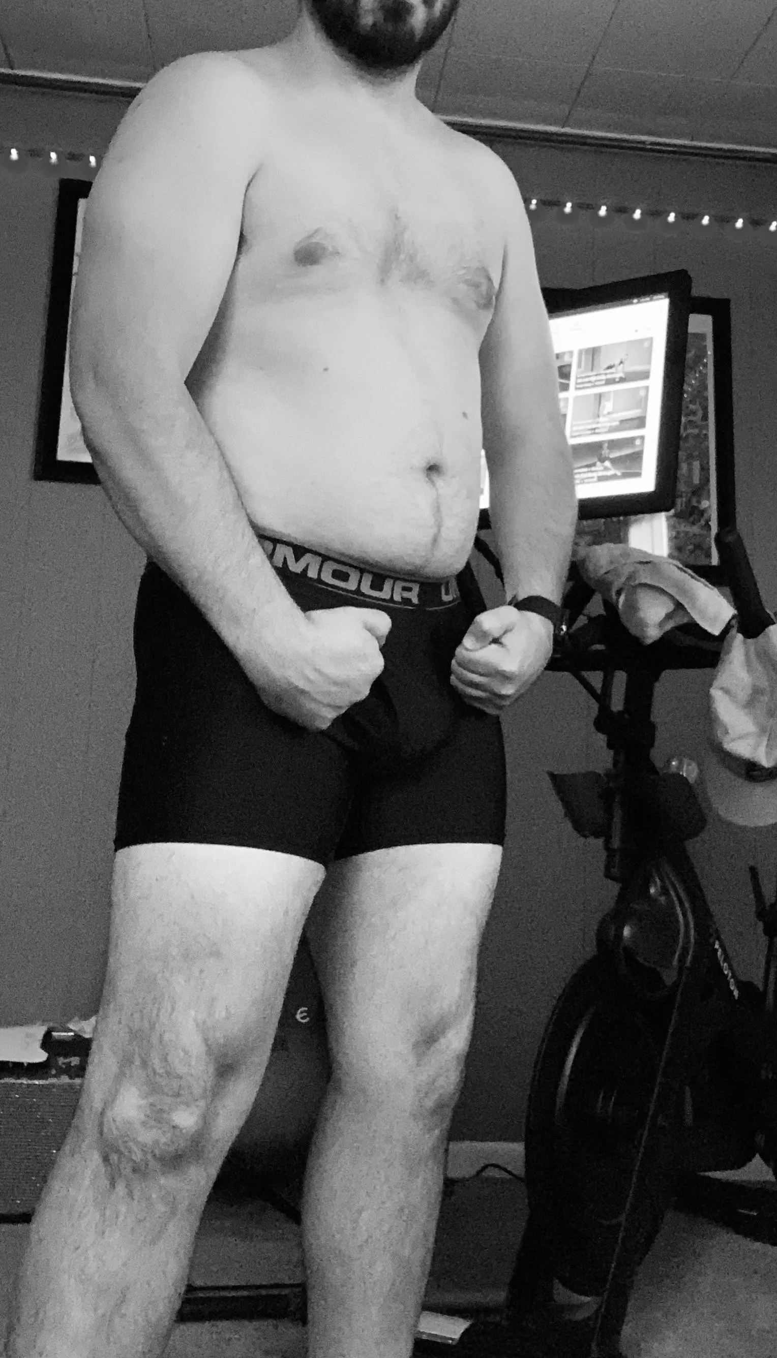 35 M time to get ripped with Katie wang 😈 