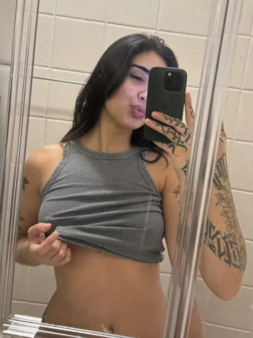 Do you like me a little bit?? 22F