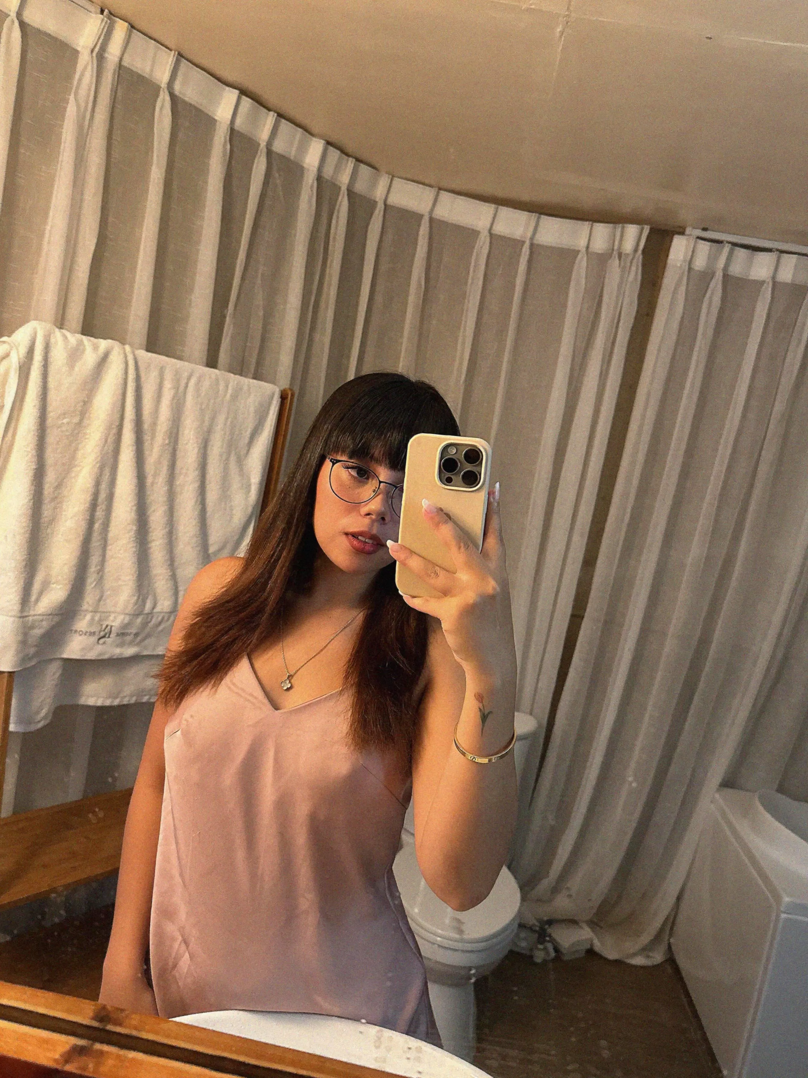 F19 studies got boring sometimes, i need a little bit of distraction. anyone?