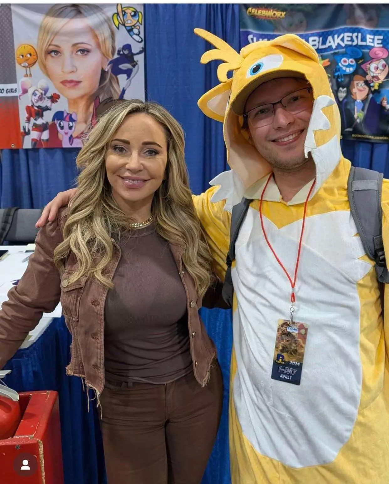 Tara strong Riocomicon 2024 ☺️☺️☺️🩷🩷🩷🩷