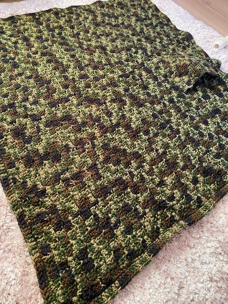 Dose this camo-colored yarn named “Baby Camo” read camo to you?