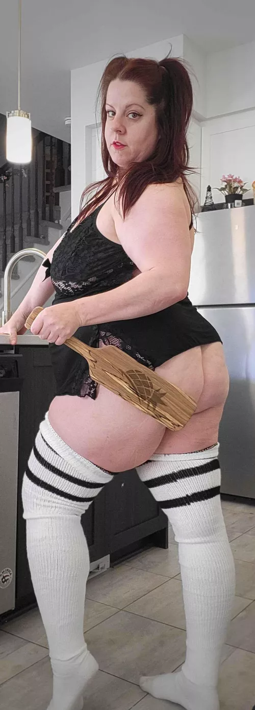 Its time for thick thigh highs....