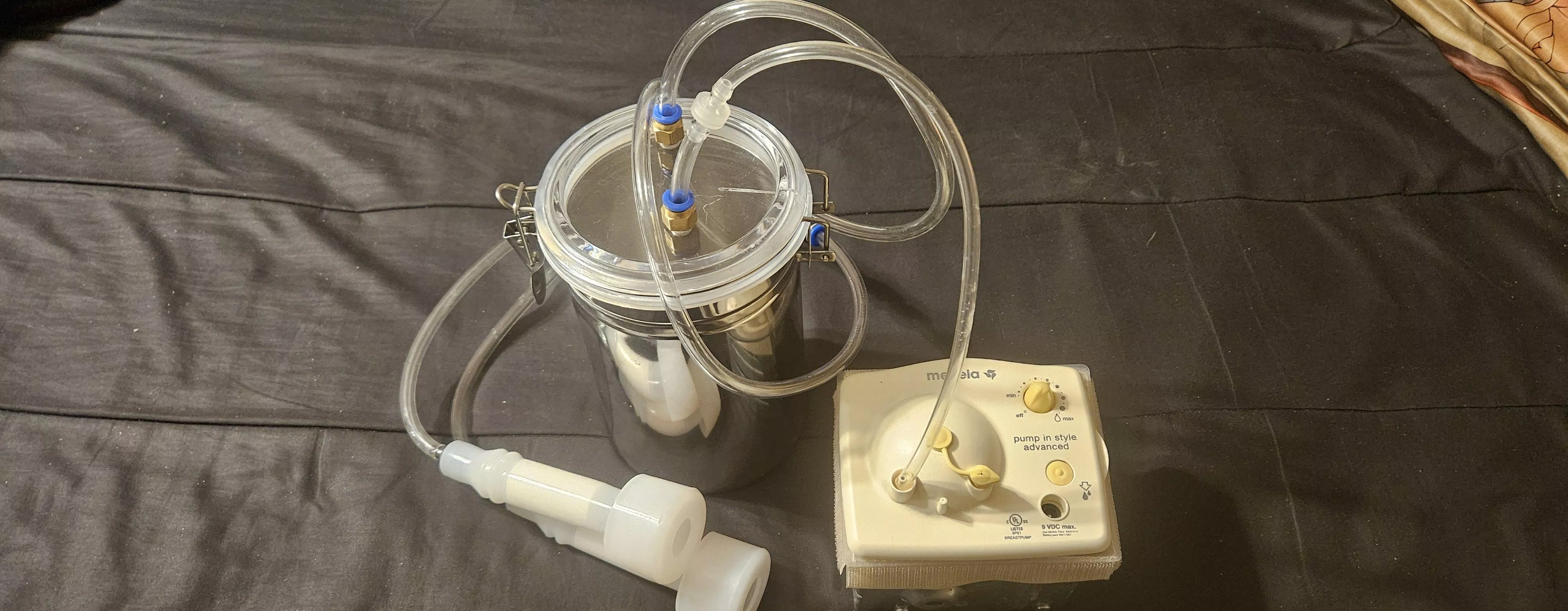 Mini-Milker complete! Would love some lovely volunteer hucows!!!