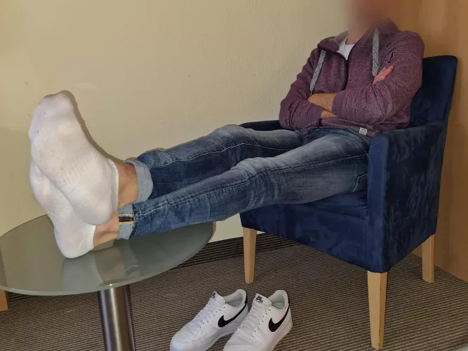 Sniff my smelly socks! 🫵🏼