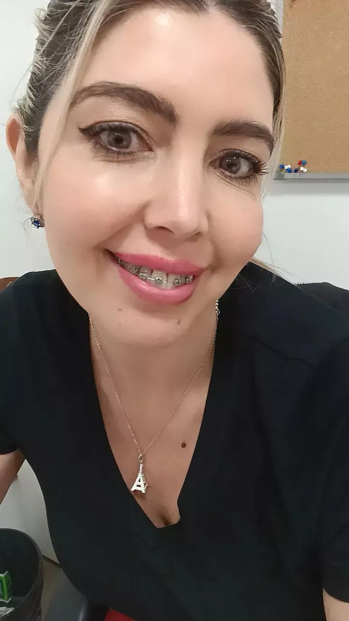 WOULD YOU LIKE TO BRUSH MY TEETH?