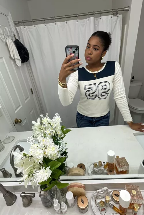 does your wallet twitch everytime you think of me? 🫵