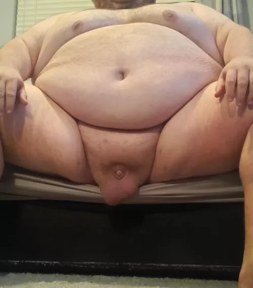 I feel like a king in this picture