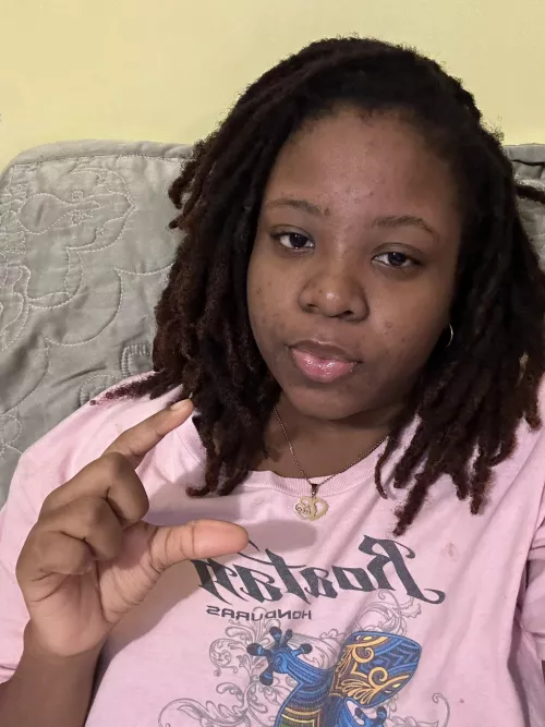 Is being pretty all it takes to take all your money 😘