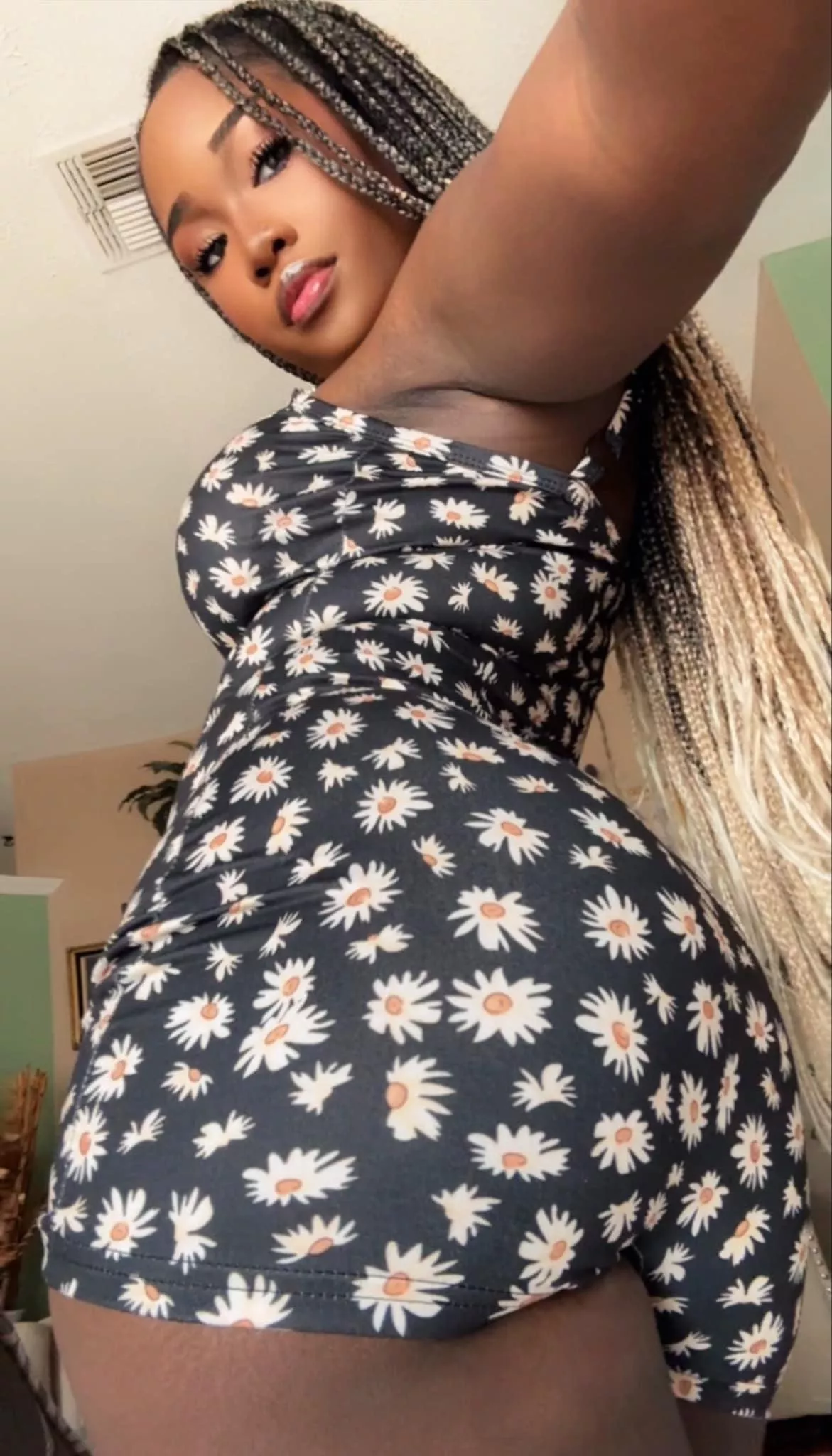 holiday GFE : unlimited customs, sext, vidcalls, gm/gn texts, & more ♡ | i verify. 