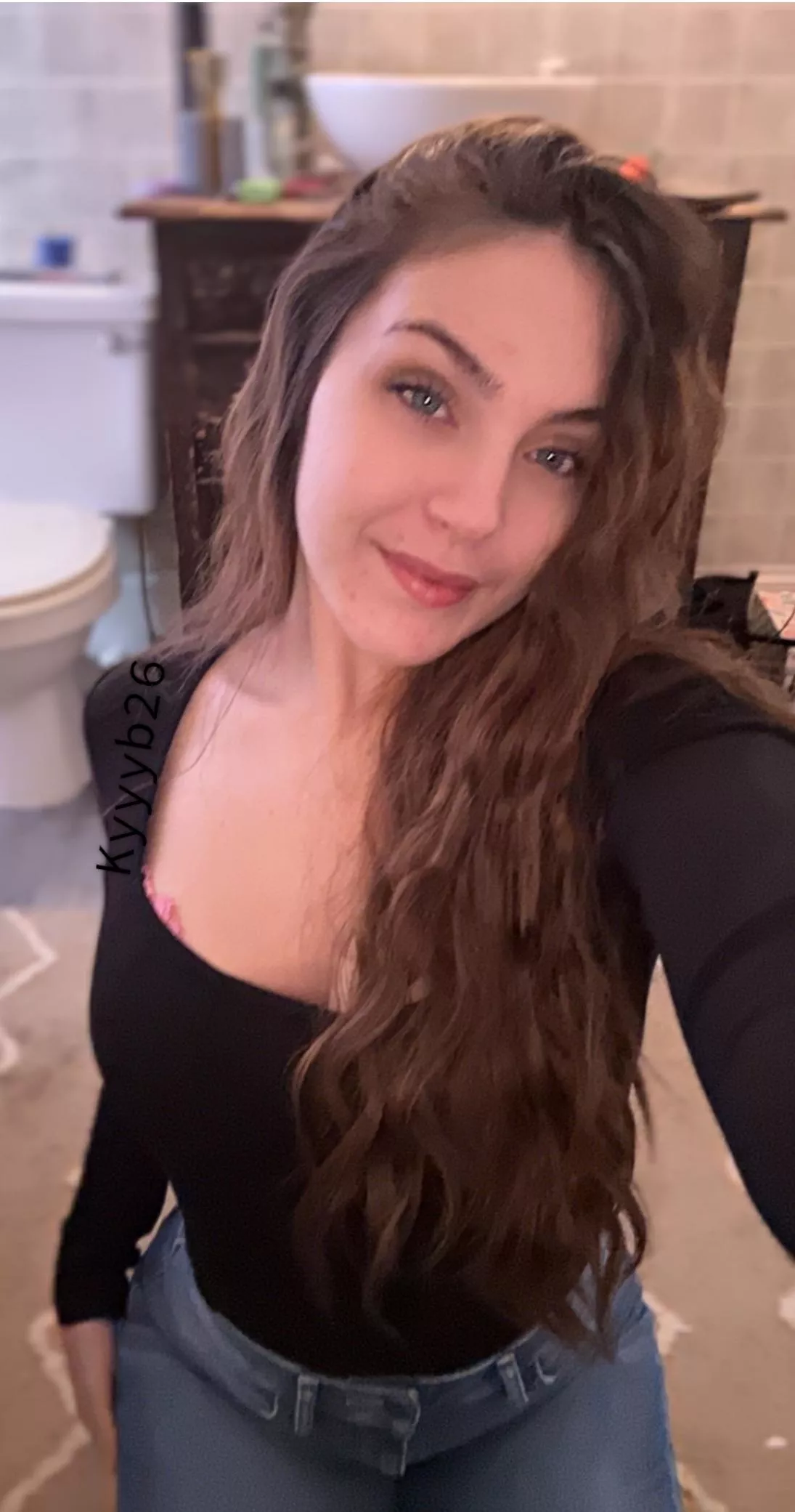 This outfit has me feeling some type of way 😈😇 