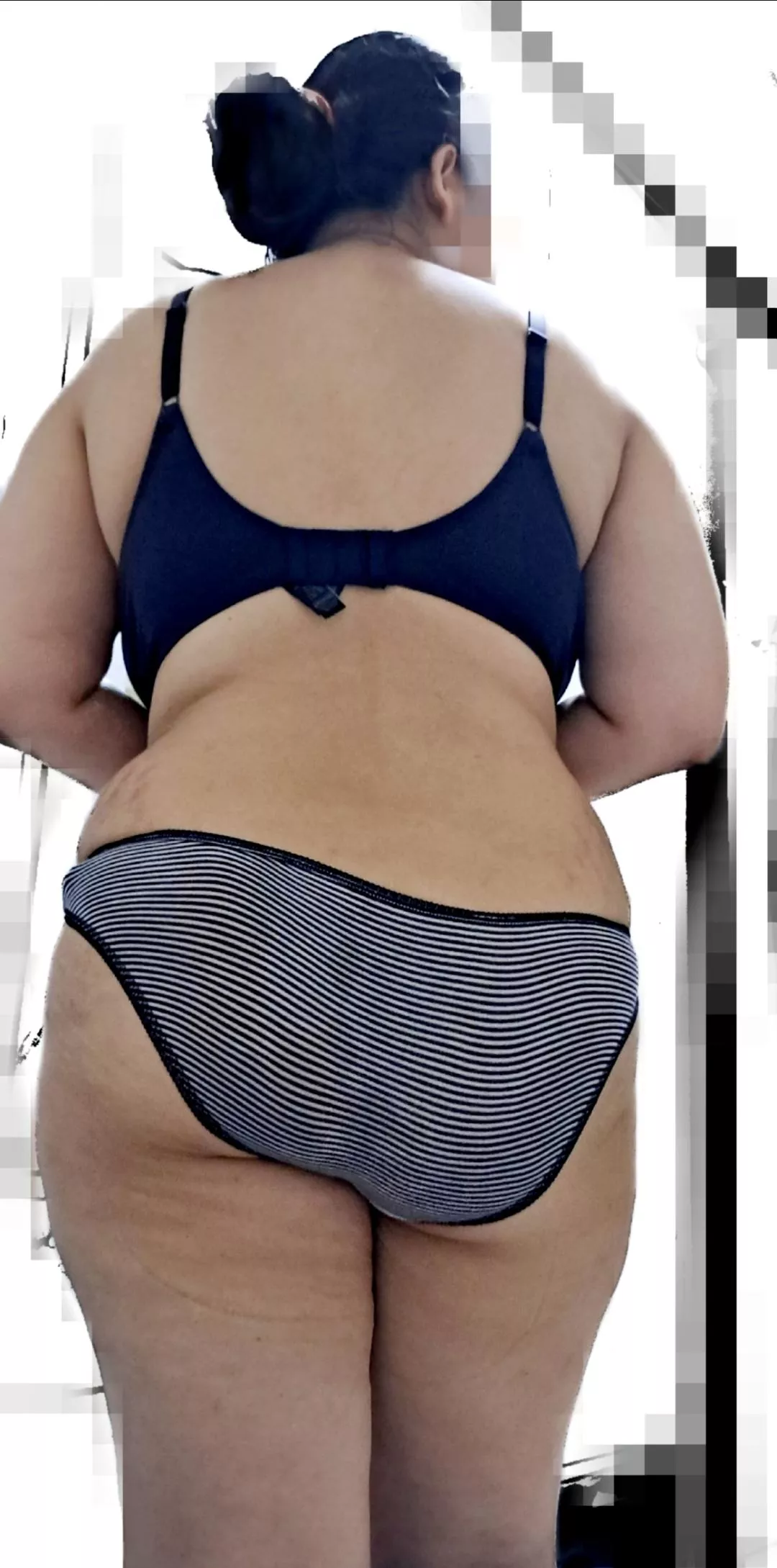 Jaan&Jaanvi S01E03 Wifes gonna reply to all comments today. (Now I'm interested in seeing this happen from work)