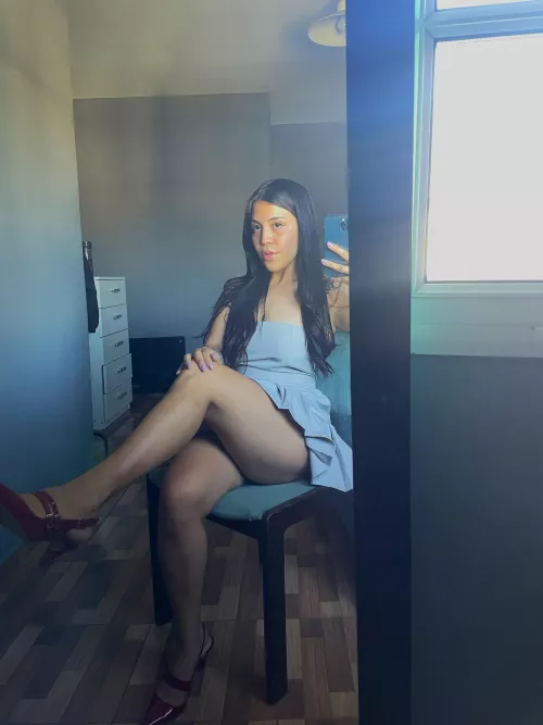 Locking you and taking all you money while you cant even fuck, hot right?