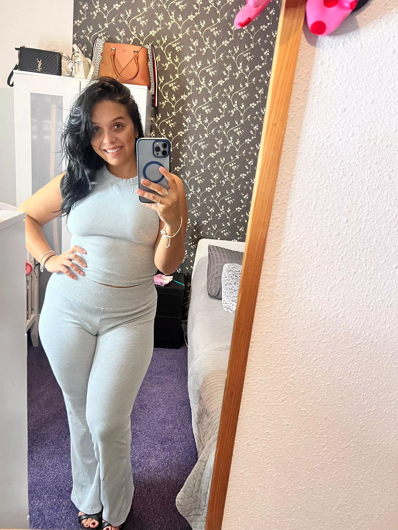 I dont want anything else than sex, neither love nor feelings