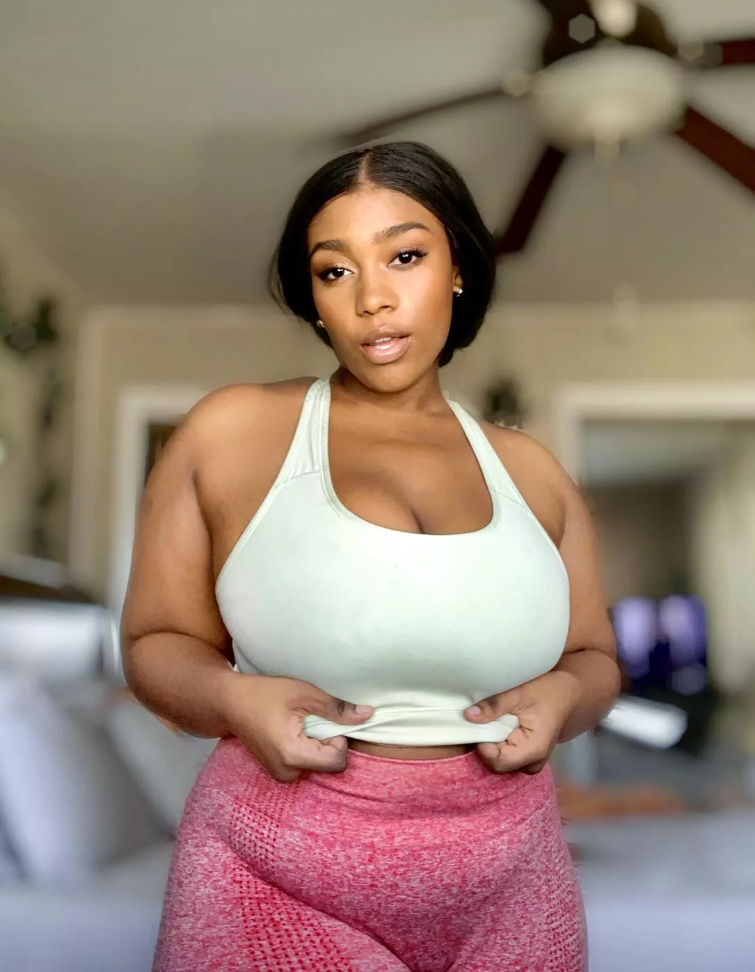 Mommy all ready after her workout 