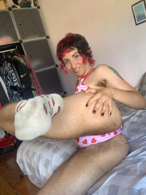 I love to open my buttocks for your tongue to enter deep inside me 