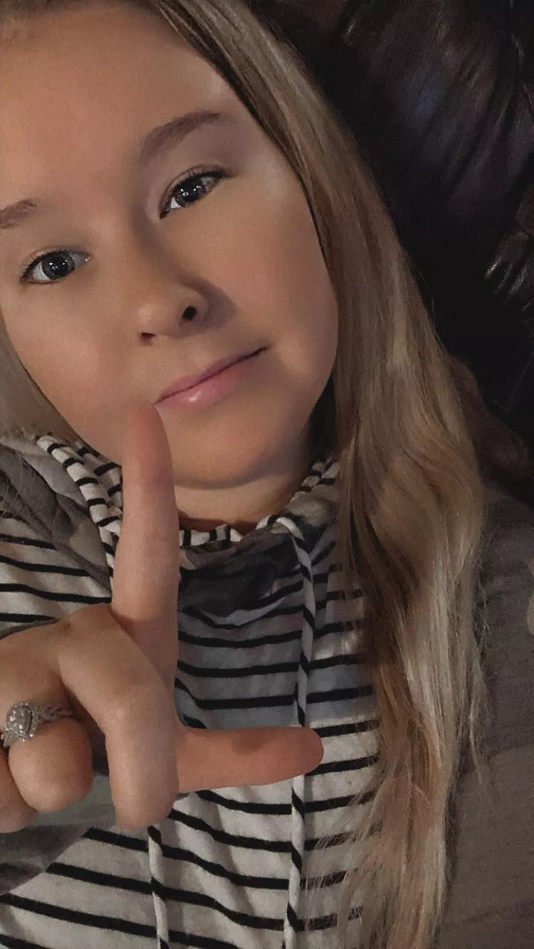 If you’re not sending extra to your domme when she’s on her period are you even a sub? (Yes I’m on mine, send extra) 