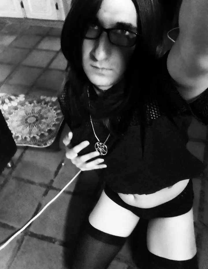 Whould you breed a femboy 