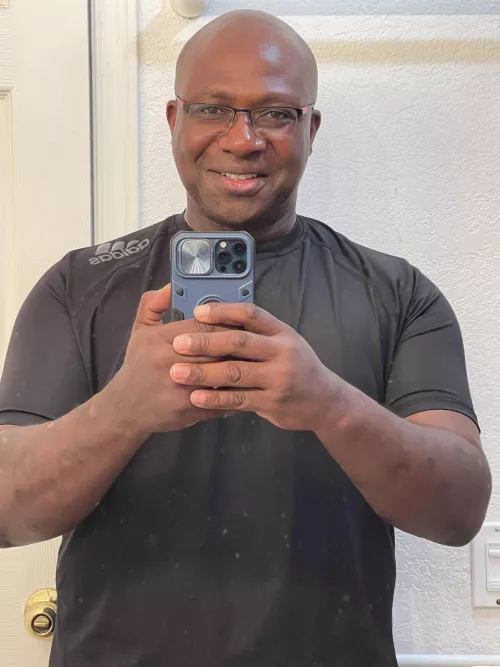 37 [M4F] #Seattle/Eastside - wanna get high and let me eat your pussy, ass and toes tonight? Dm me