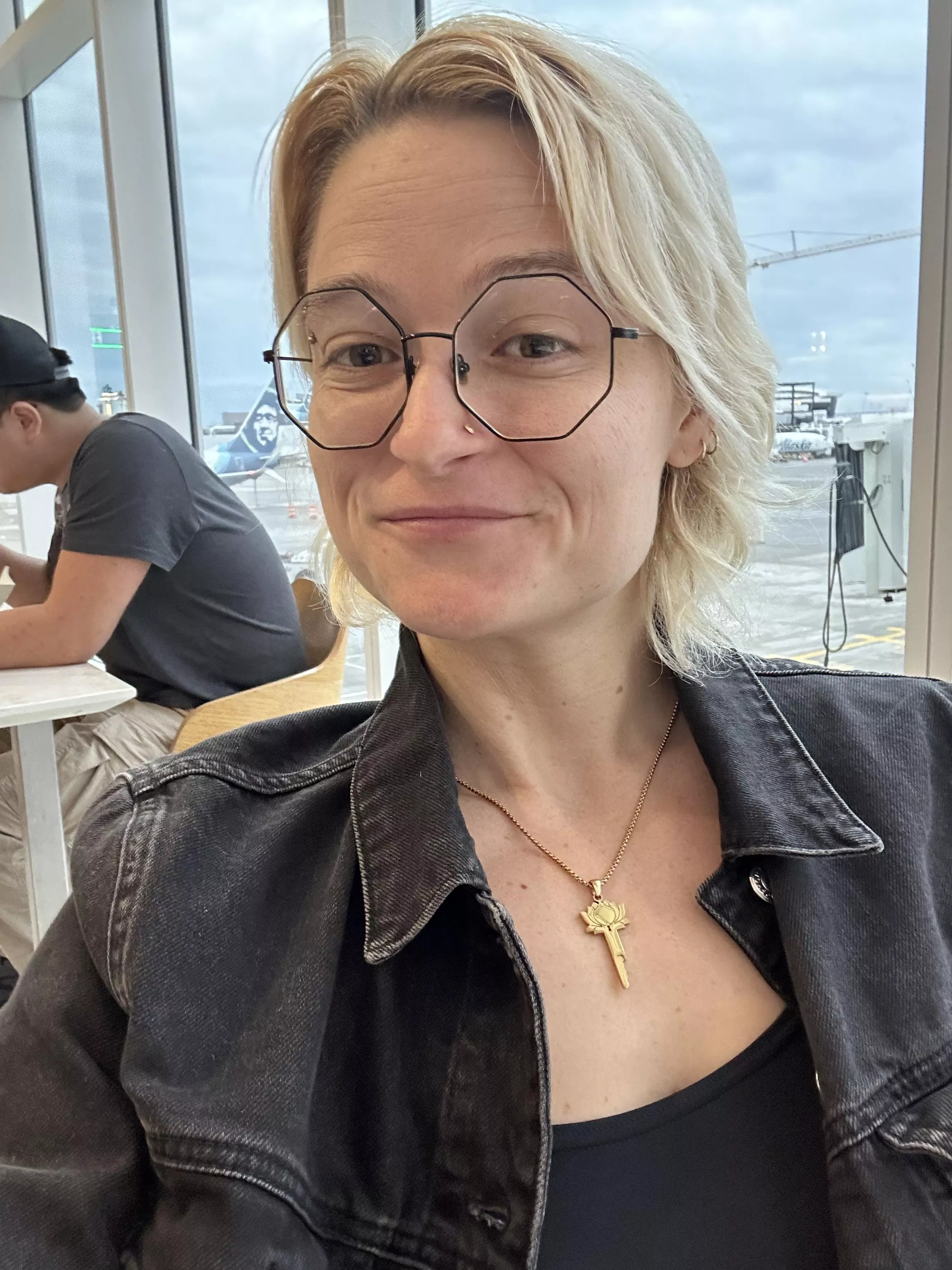 If you are guna wear it might as well flaunt it. I love the captions on here that are like “fully on display” and then they hide their faces. To each their own but I relish in the idea of someone asking me what my key is for 😈