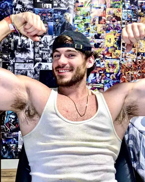 More of this hairy-pitted hunk of a man 🤤