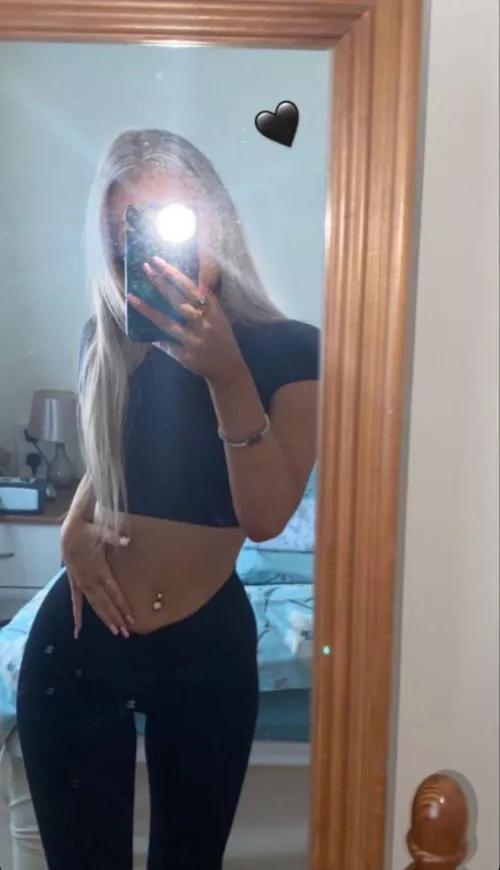 I sell nudes for a good Price 