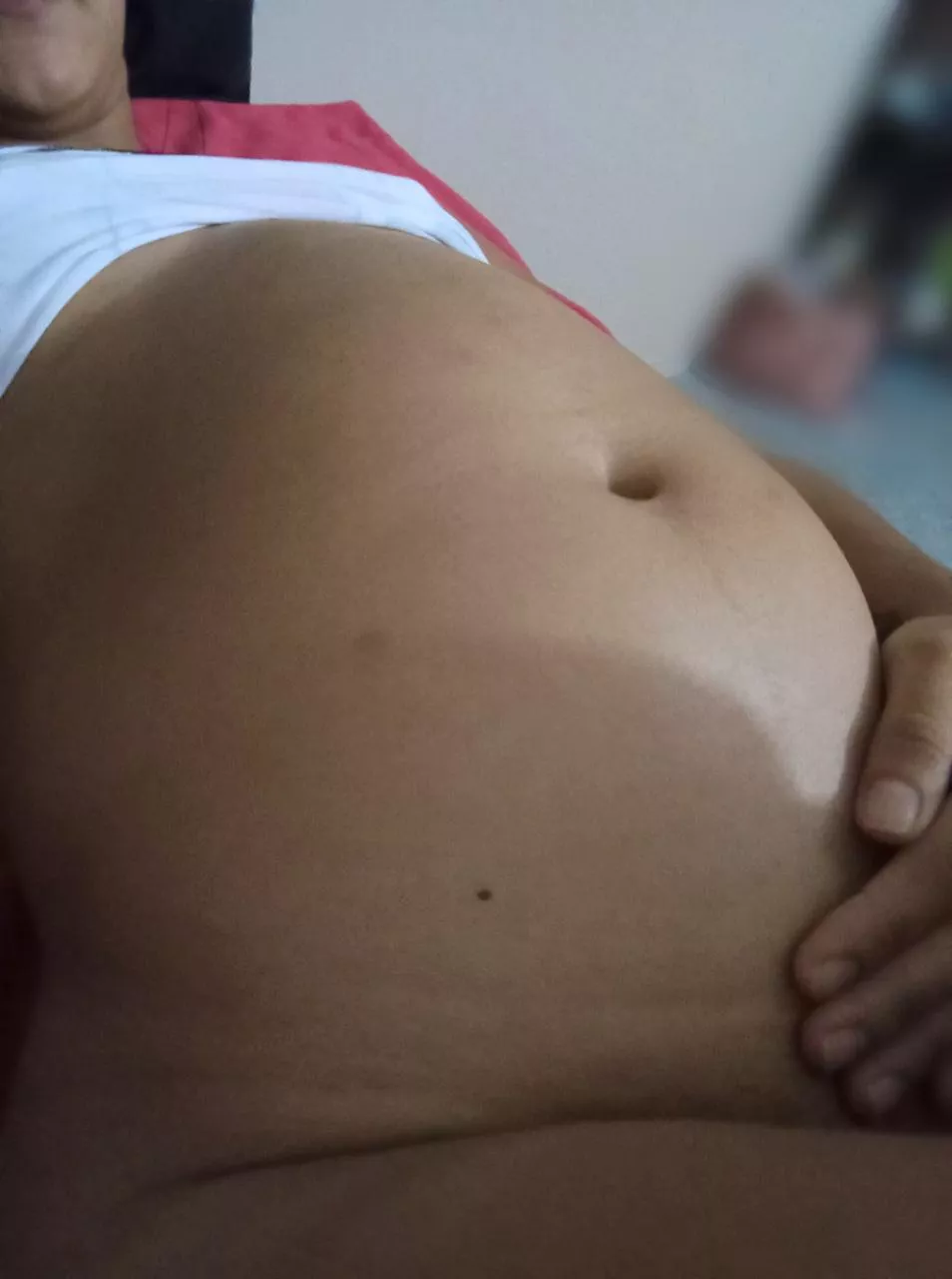 Would daddy like to see my pregnant body like this every morning? Let me know