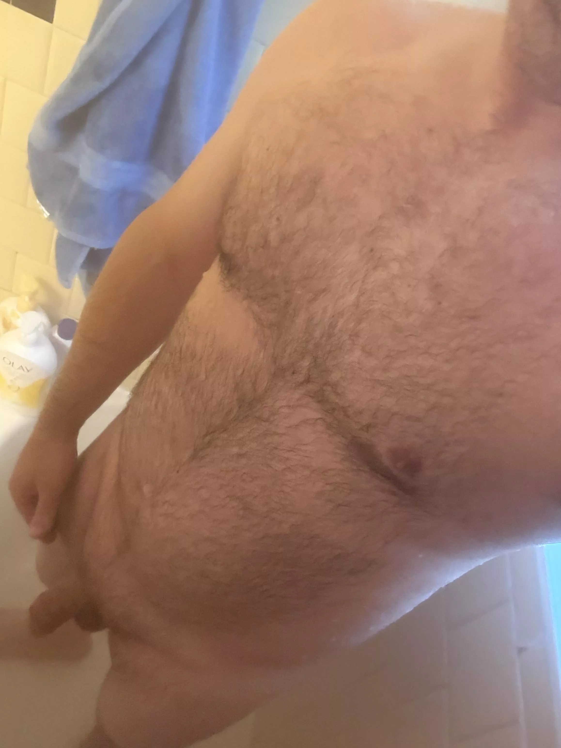 48m just got all cleaned up and now I need someone to get dirty with!