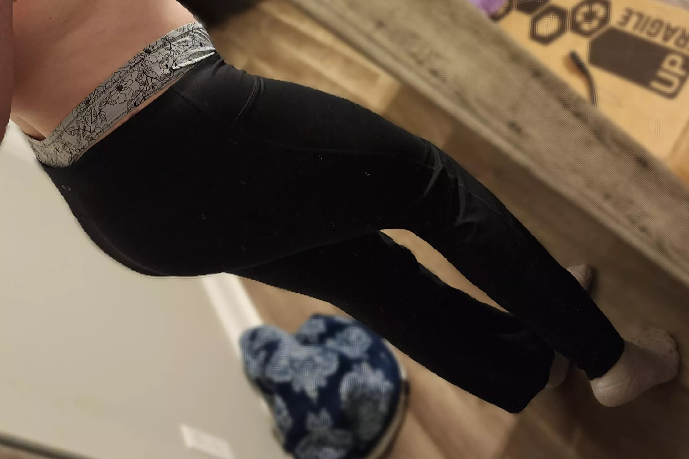 Told my good girl I wanted a whale tail pic. She obliged.