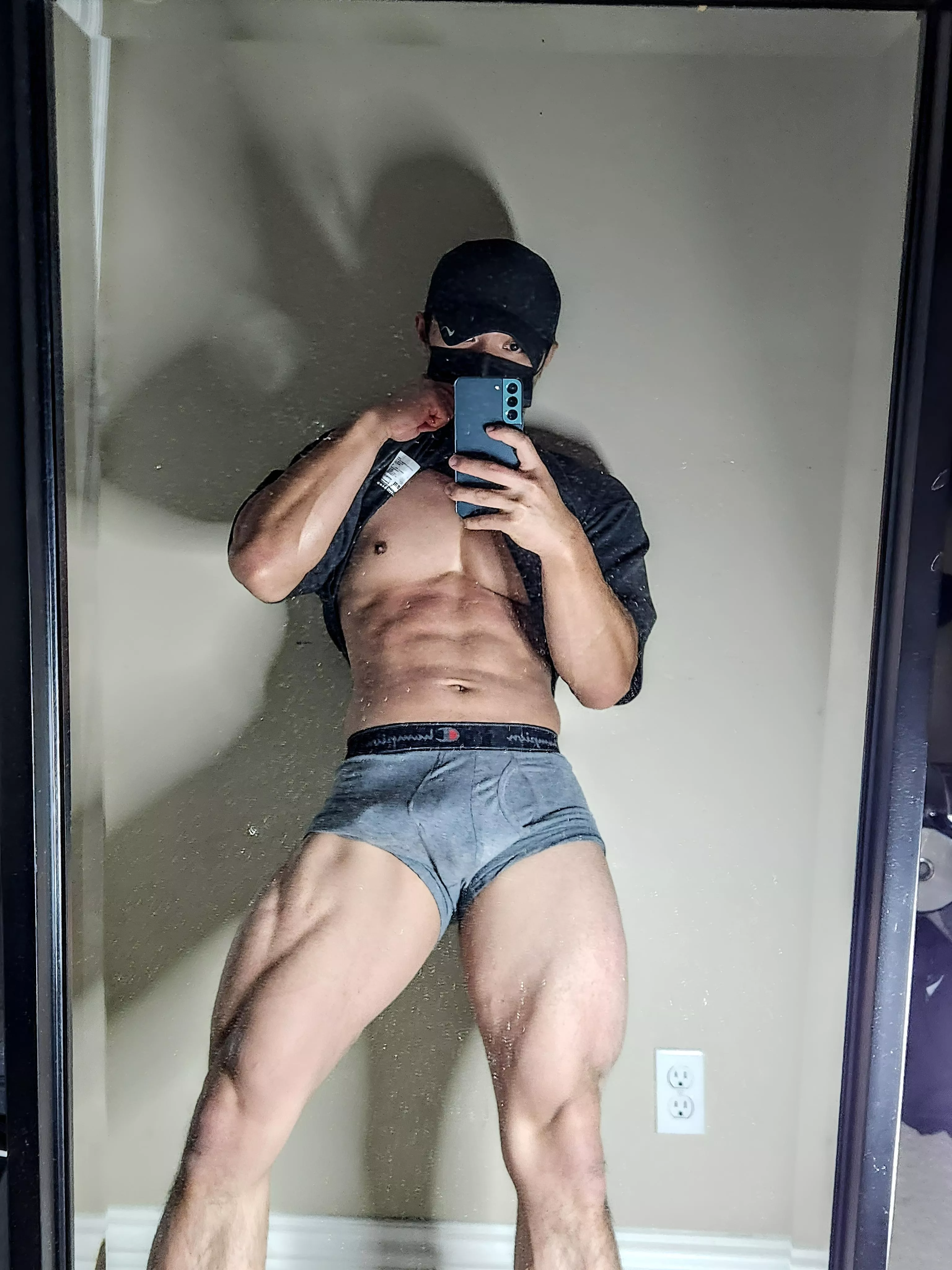 [19] how badly do u wanna suck on my nipples 